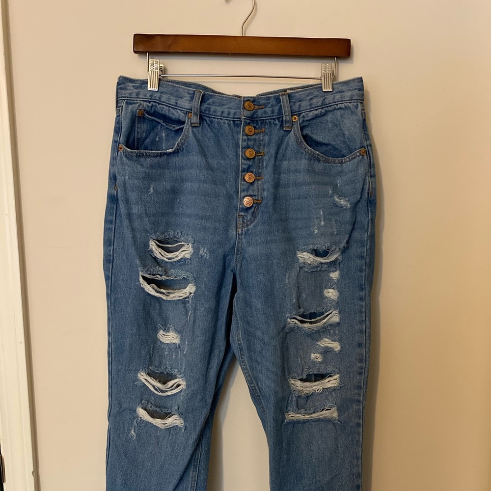 Free People high waisted distressed denim size 31